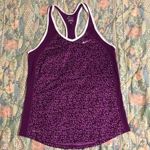 Nike Tank Small